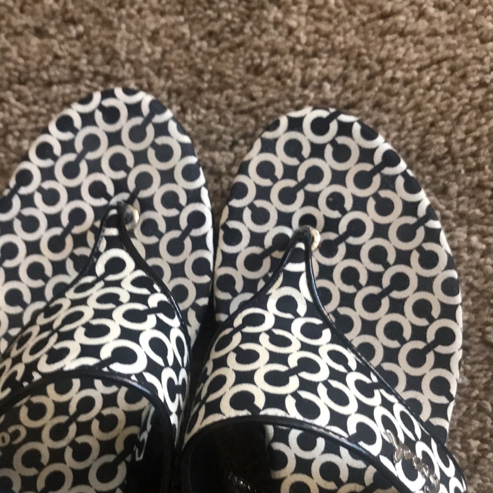 Shoes - Picture 4 of 5